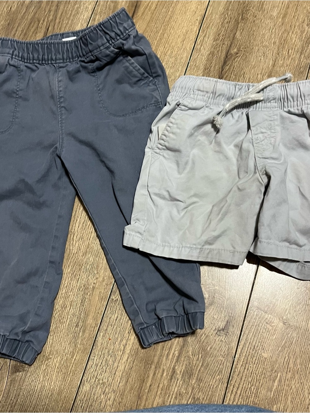 Kids Elastic-Waist Pants and Shorts Set - Gray & Light Gray 18M